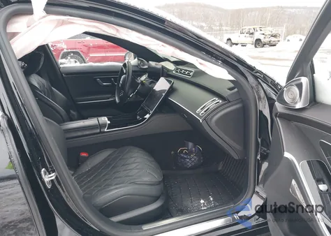 2023 Mercedes-Benz S 580 4Matic from USA, damaged, VIN W1K6G7GB8PA181817